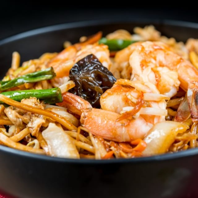 S8 Seafood Pan Fried Noodle - Pho Ap Chao.